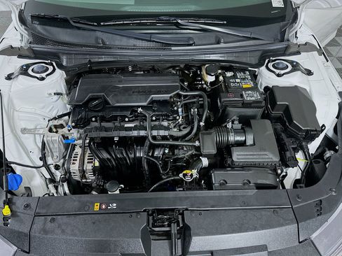 Used 2025 Kia K4 FWD image 31