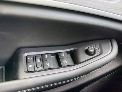 New 2026 Jeep Grand Cherokee Altitude AWD/4WD image 22