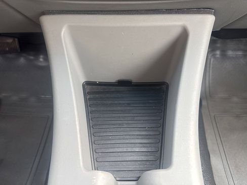 Used 2003 Ford Explorer Sport Trac XLT image 22