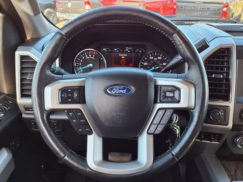 Used 2019 Ford F250 Lariat w/ Lariat Value Package image 32