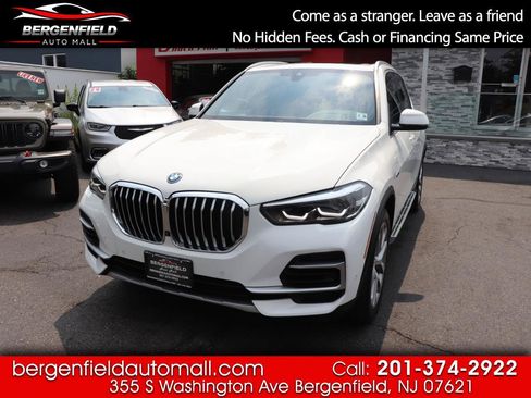 Used 2023 BMW X5 xDrive45e AWD/4WD image 1