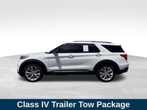 Used 2022 Ford Explorer Platinum w/ Technology Package AWD/4WD image 2
