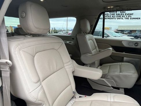Used 2020 Lincoln Navigator L Reserve w/ Luxury Package AWD/4WD image 31