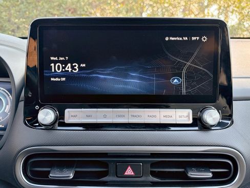 Used 2023 Hyundai Kona Limited w/ Cargo Package image 10