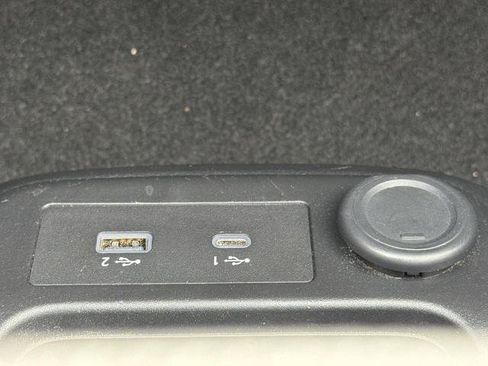Certified 2023 Nissan Ariya FWD image 8