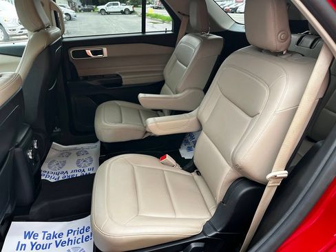 Used 2020 Ford Explorer XLT w/ Equipment Group 202A AWD/4WD image 26