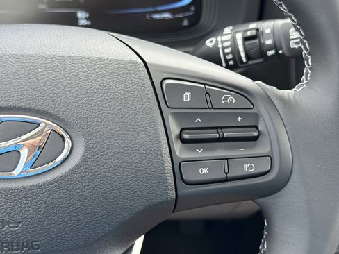 New 2026 Hyundai Venue SEL FWD image 21