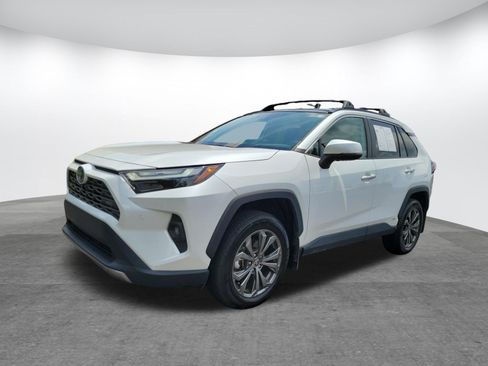 Used 2023 Toyota RAV4 Limited AWD/4WD image 26