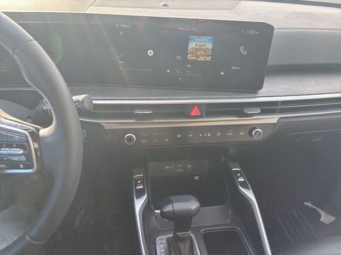 Certified 2025 Kia Sorento X-Line EX image 10
