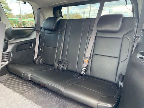 Used 2019 GMC Yukon SLT image 18