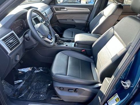 Used 2022 Volkswagen Atlas Cross Sport SE image 15