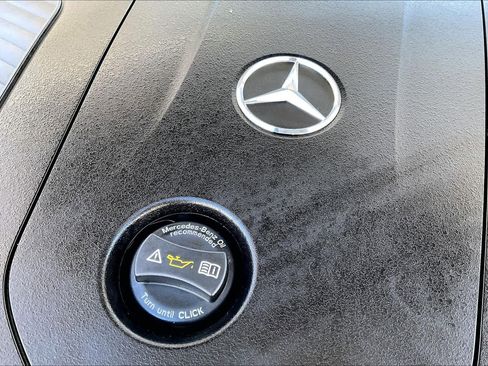 Used 2023 Mercedes-Benz GLC 300 GLC 300 image 35