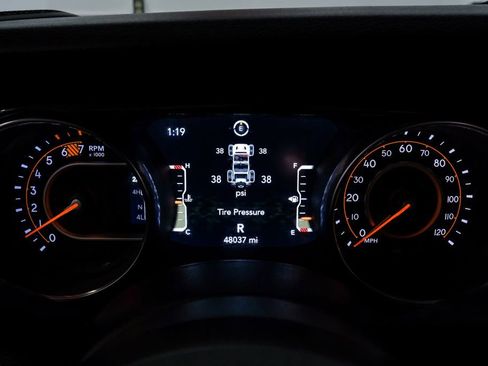 Used 2020 Jeep Wrangler Sport AWD/4WD image 22