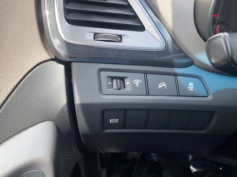 Used 2014 Hyundai Santa Fe Sport w/ Popular Equipment Package 02 FWD image 18