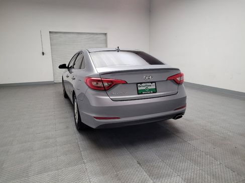 Used 2017 Hyundai Sonata SE FWD image 6