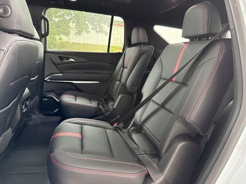 New 2026 Chevrolet Traverse RS image 26
