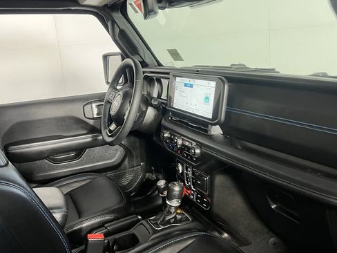 Used 2024 Jeep Wrangler Unlimited Rubicon 4xe w/ Capability Package image 34