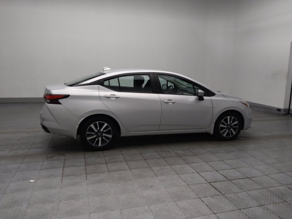 Used 2021 Nissan Versa SV FWD image 10
