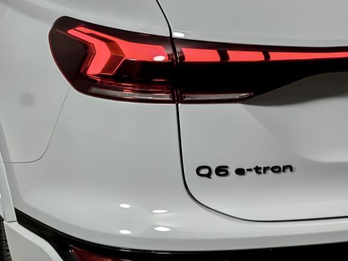 New 2027 Audi Q6 e-tron Premium Plus AWD/4WD image 27