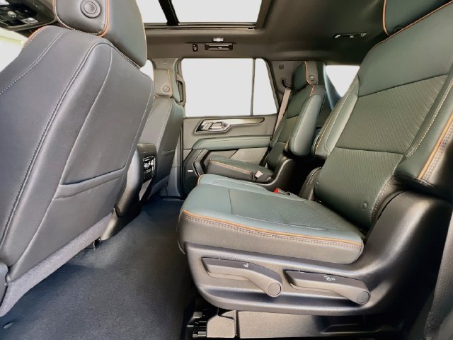 New 2027 GMC Yukon AT4 w/ AT4 Premium Package AWD/4WD image 17