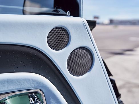 Used 2025 Rolls-Royce Spectre Base image 45