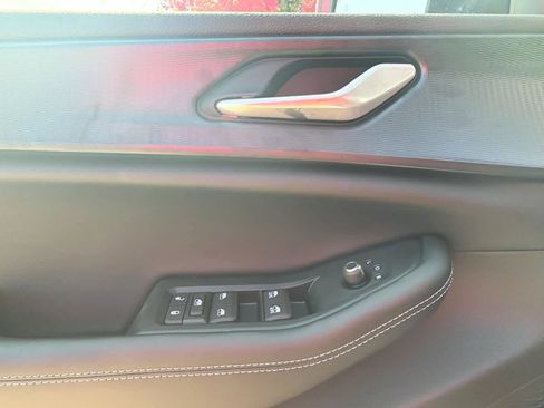 New 2026 Jeep Grand Cherokee L Laredo w/ Trailer Tow Package RWD image 18