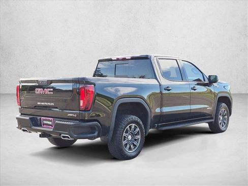 Used 2024 GMC Sierra 1500 AT4 w/ Technology Package AWD/4WD image 5