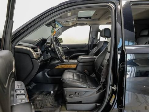 Used 2015 GMC Yukon Denali w/ Touring Package AWD/4WD image 5