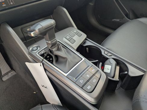 New 2026 Kia Sportage SX image 23