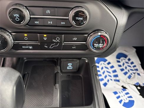 New 2025 Ford Bronco 4-Door w/ Sasquatch Package image 21