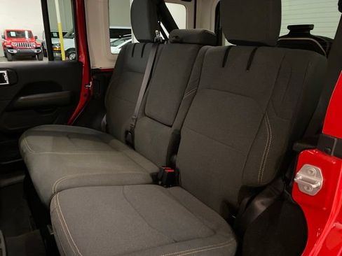 Used 2025 Jeep Wrangler Unlimited Sahara w/ Safety Group AWD/4WD image 74