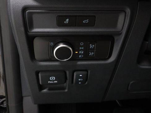 Certified 2024 Ford Expedition Max XLT image 27