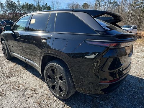 Used 2024 Jeep Wagoneer Launch Edition image 10