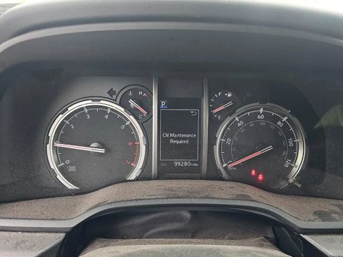Used 2021 Toyota 4Runner TRD Off-Road Premium w/ Moonroof Package AWD/4WD image 5