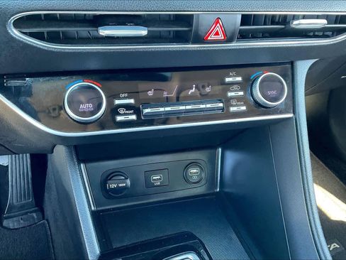 Used 2023 Hyundai Sonata SEL image 30
