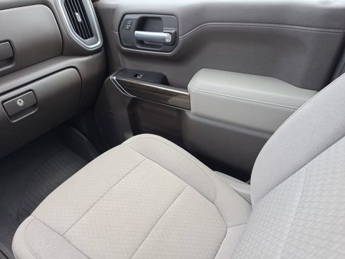 Used 2022 Chevrolet Silverado 1500 RST AWD/4WD image 18
