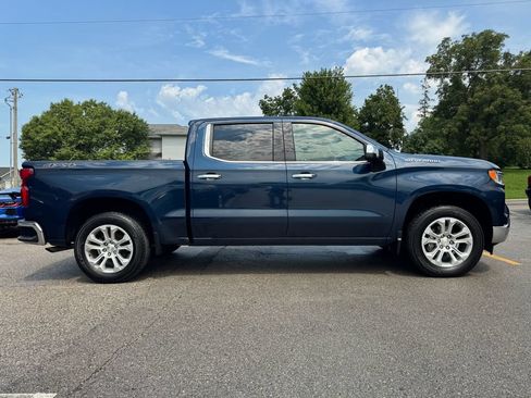 Used 2023 Chevrolet Silverado 1500 LTZ AWD/4WD image 4