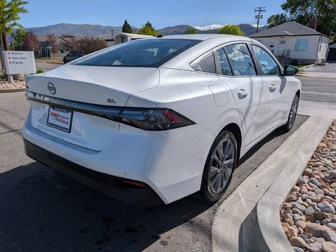 New 2026 Nissan Sentra SL w/ Floor Mat Package FWD image 5