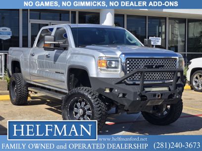 Used 2015 GMC Sierra 2500 Denali w/ Duramax Plus Package