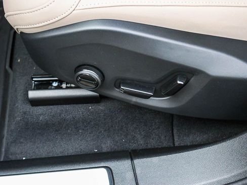 New 2026 Volvo XC60 T8 Plus w/ Protection Package Premier image 30