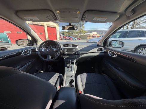 Used 2016 Nissan Sentra SV image 8