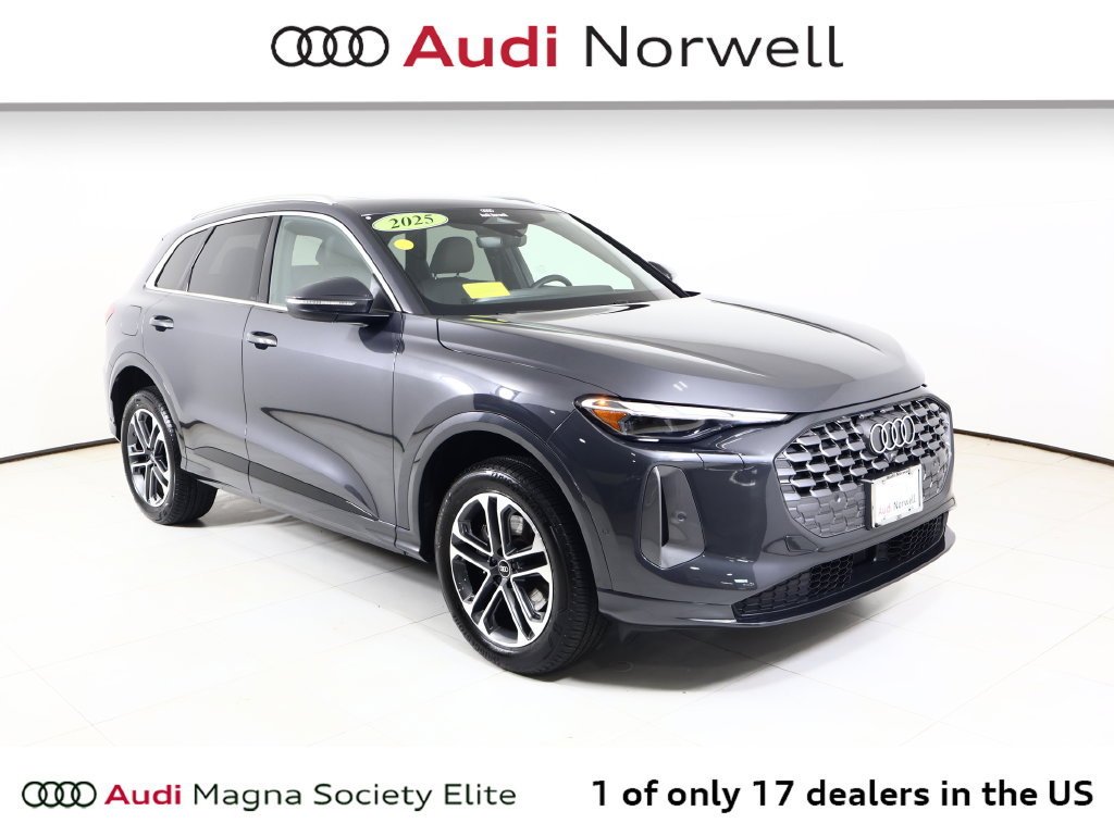 Used 2025 Audi Q5 Premium w/ Convenience Package AWD/4WD image 1