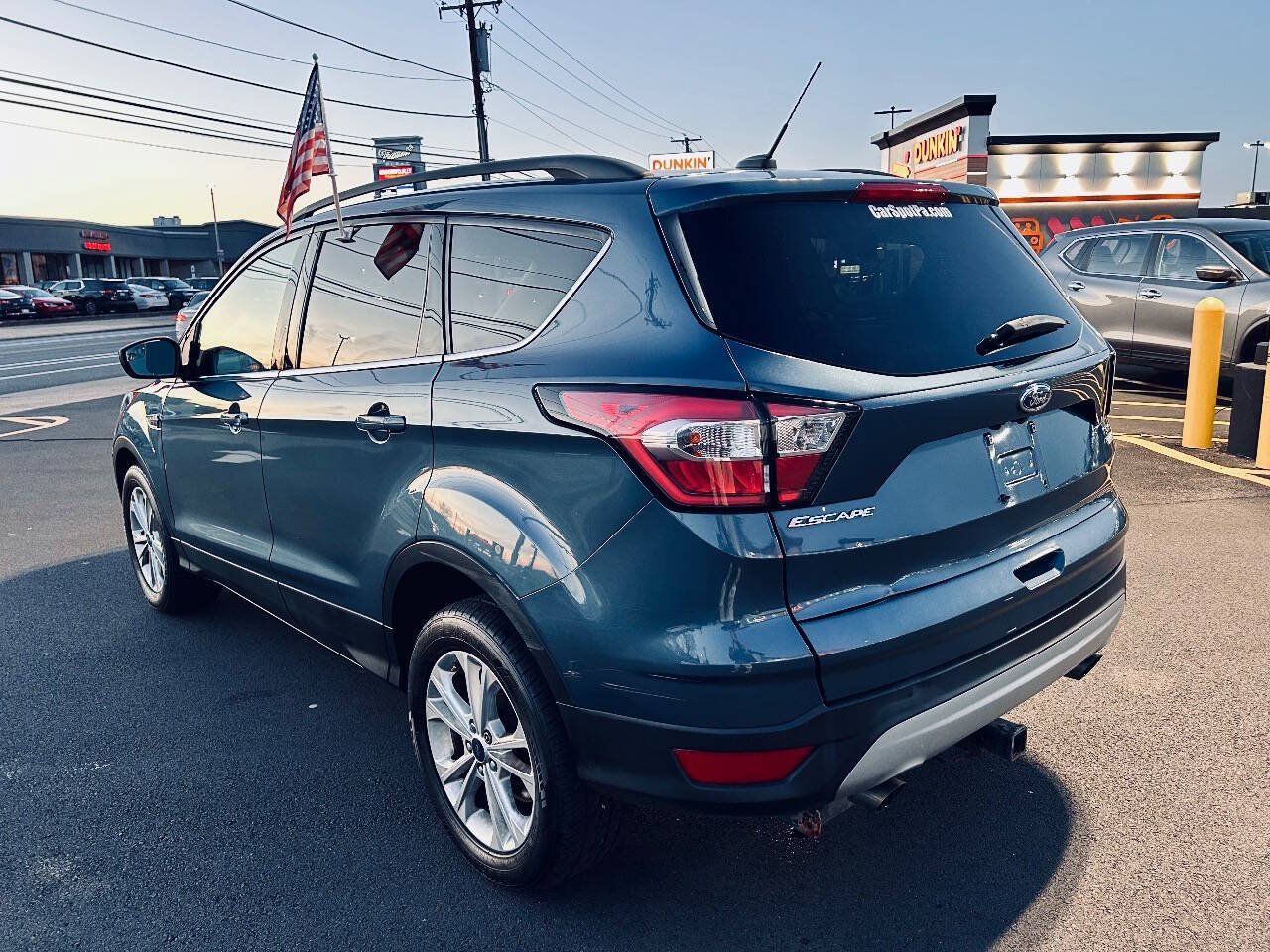 Used 2018 Ford Escape SE AWD/4WD image 4