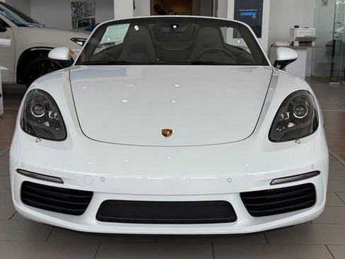 Used 2023 Porsche 718 Boxster RWD image 4