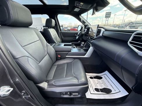 Used 2025 Toyota Tundra Platinum image 27