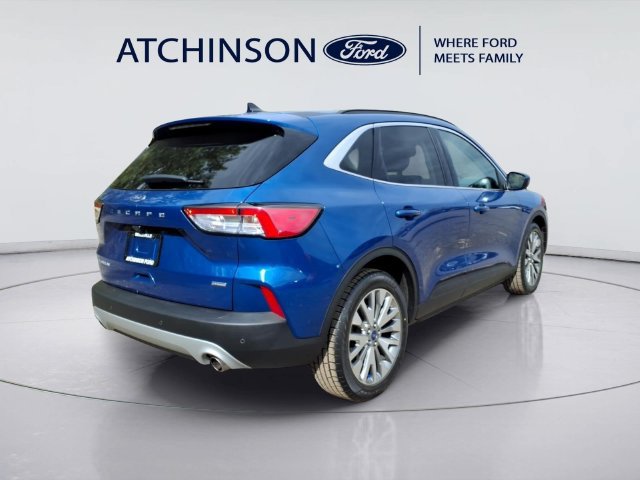 Used 2022 Ford Escape Titanium FWD image 5