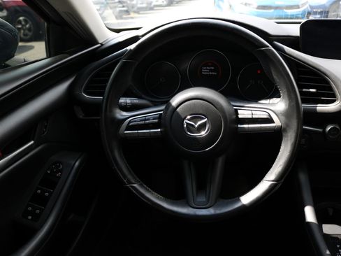 Used 2021 MAZDA MAZDA3 s image 29