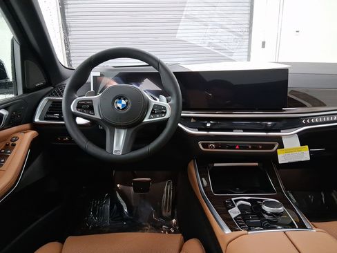 New 2026 BMW X5 sDrive40i image 4