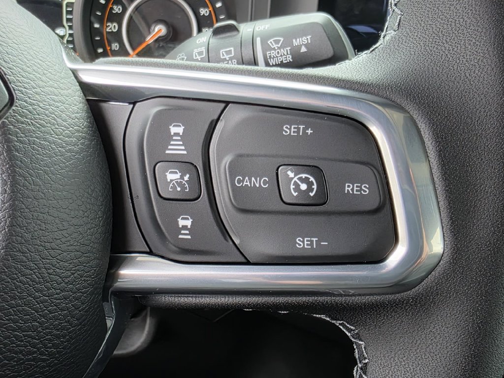 New 2026 Jeep Wrangler Unlimited Sahara w/ Technology Group AWD/4WD image 31