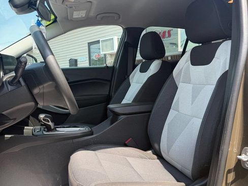 Used 2024 Chevrolet Trax LS FWD image 11
